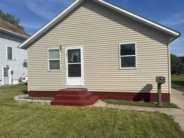 1109 S State St, Aberdeen, SD 57401