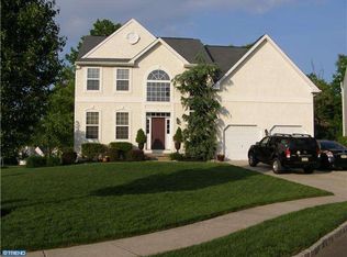 2 Noblemans Ct, Sicklerville, NJ 08081