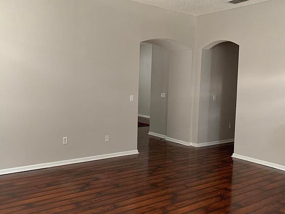 3rd image of 2672 Creek Ridge Dr