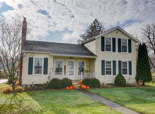 6 Maple Ave, Elba, NY 14058