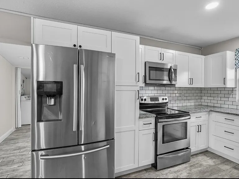 405 Poinciana Cir #1 — Photo 11