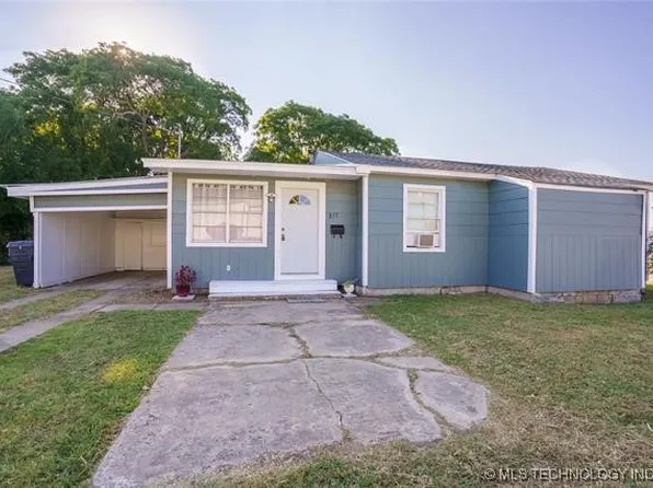 217 H St NW, Ardmore, OK 73401