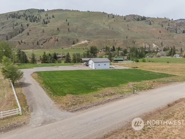 11 Ross Road, Twisp, WA 98856