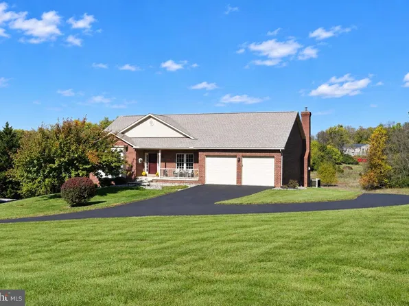 19408 Jeswood Dr, Hagerstown, MD 21740