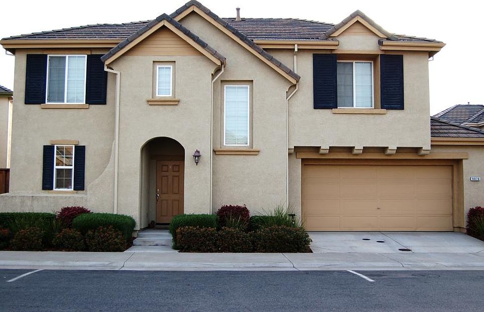 1st image of 9076 Cortina Cir