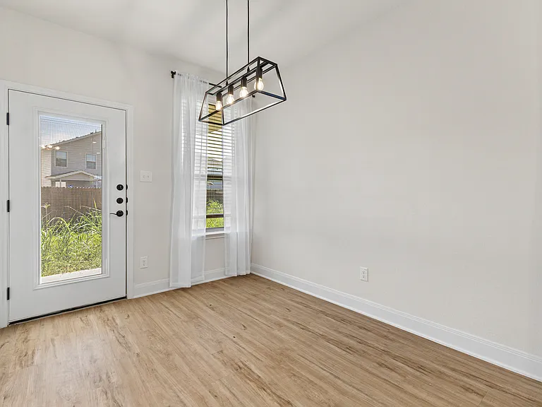 7615 Gramercy Way #102 — Photo 10