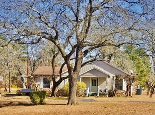 402 N White Oak Rd, White Oak, TX 75693