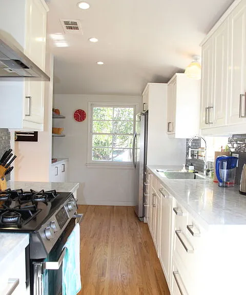 8011 Stewart Ave — Photo 11