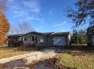 1940 N Monroe St, Litchfield, IL 62056
