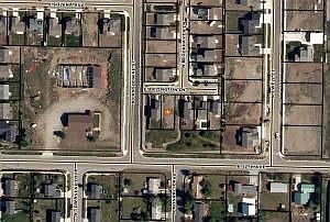 4th image of 3628 E Arlington Ln