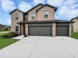 10510 Bear Point Ct, Rosharon, TX 77583