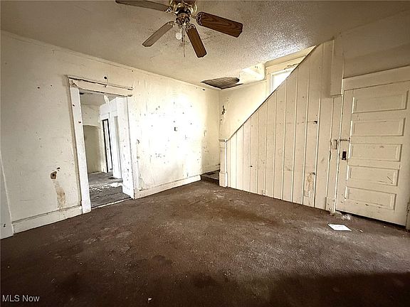 2nd image of 513 N Charles St