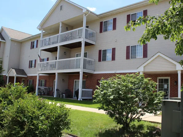 River Terrace Apartments