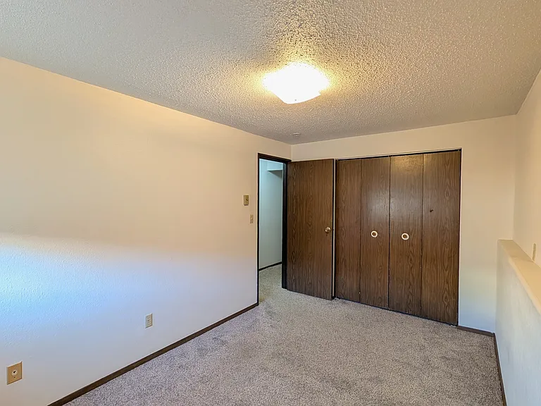 Southview Apartments — Photo 17