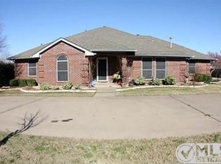 507 S Nolan River Rd, Cleburne, TX 76033