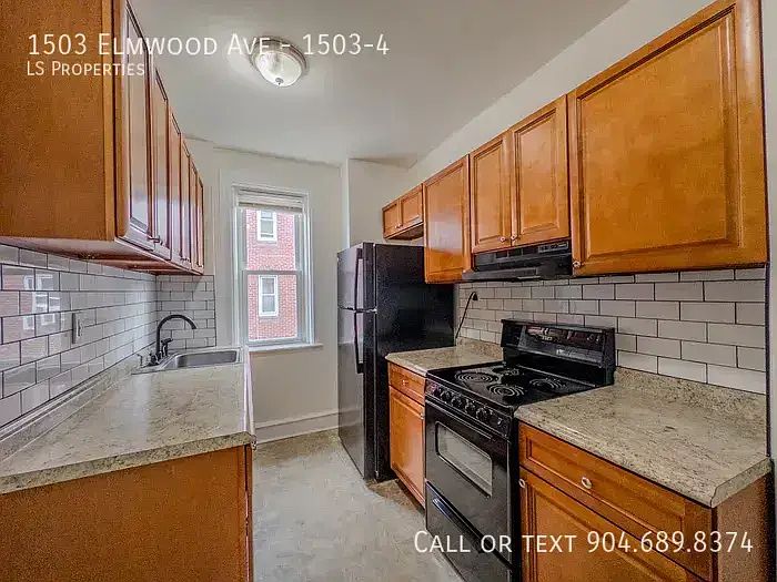 1st image of 1503 Elmwood Ave Unit 4