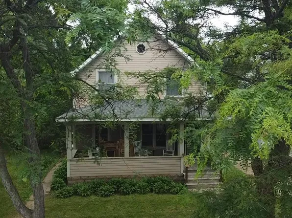 641 E Hazel St, River Falls, WI 54022