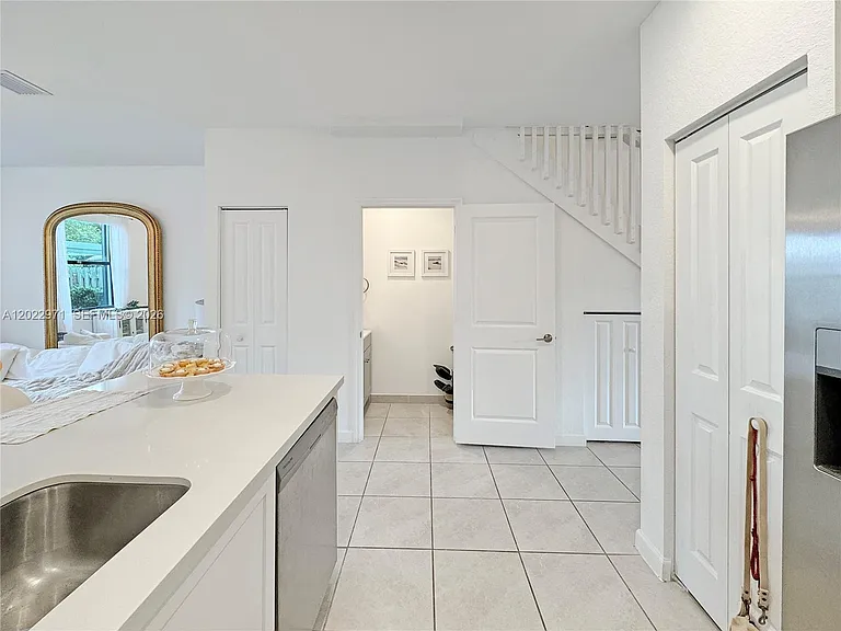 14813 SW 183rd Ter #14813 — Photo 15