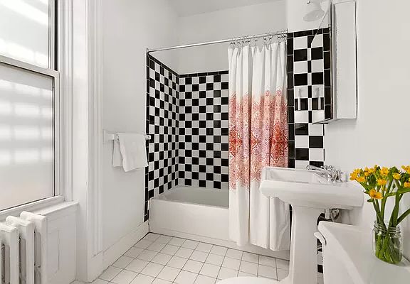 5th image of 525 10th St #1