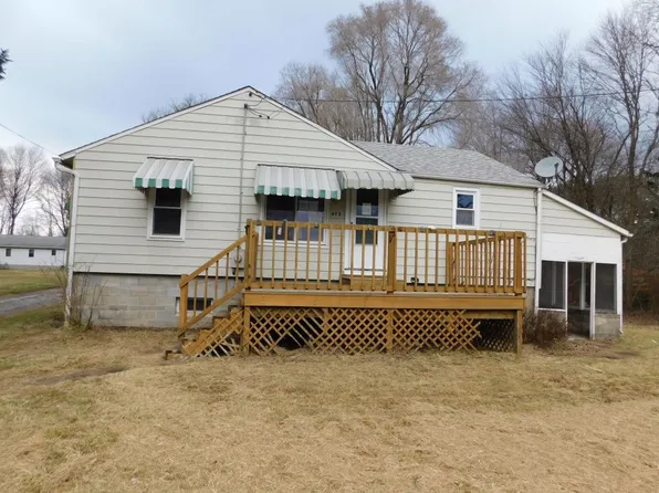 748 E Main Street Ext, Grove City, PA 16127