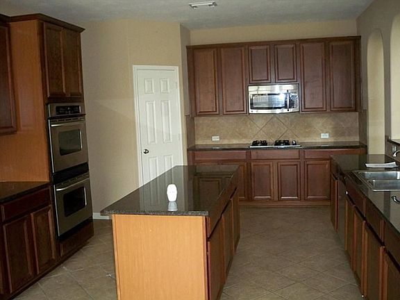 2nd image of 2023 Riverknoll Ct