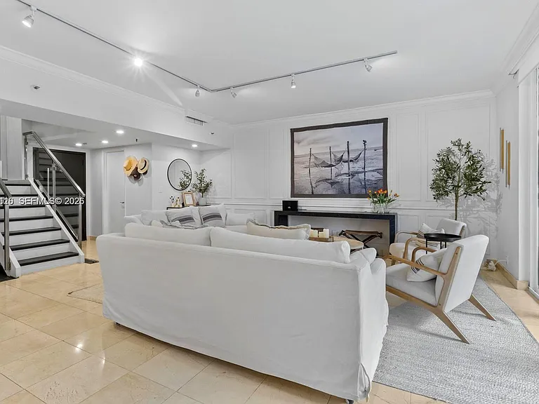 520 Brickell Key Dr #A307 — Photo 7