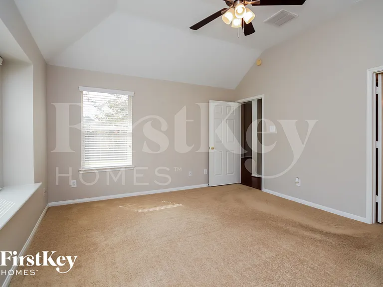 11507 Chippewa Ridge Ct — Photo 9