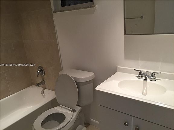 2nd image of 13725 NE 6th Ave APT 306