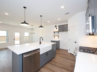 413 Huntley St, Van Alstyne, TX 75495