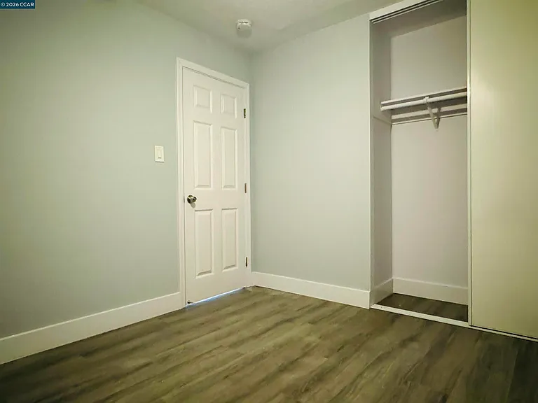 419 Pomona Ave — Photo 12