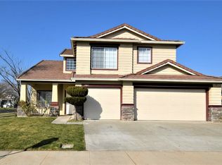 1907 Cork Oak Ln, Manteca, CA 95336