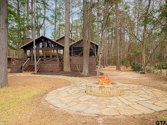 2nd image of 618 Cypress Creek Dr