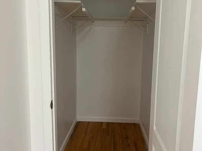2746 Creston Ave #2 — Photo 11