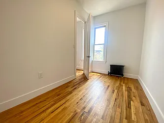 Rented by Lang Realty LLC