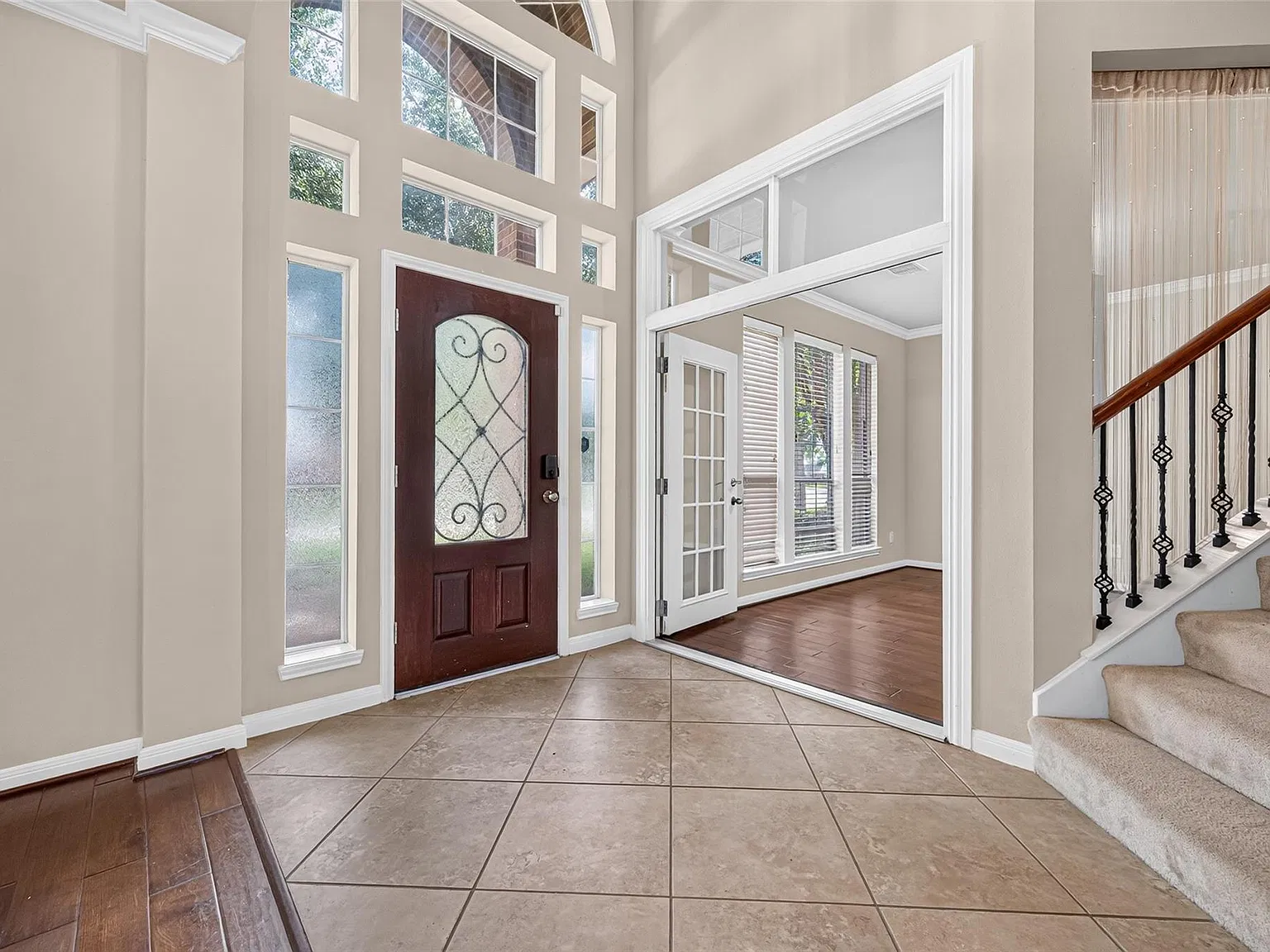 4 bed, 3.5 bath, 3350 sqft, $3,590 — Photo 3