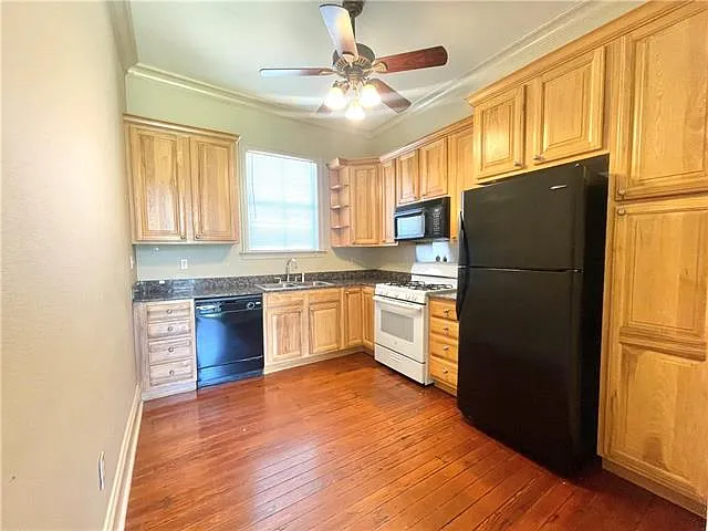 3934 Bienville Ave — Photo 4