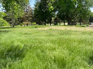 3212 E Old Orchard Trl, Sioux Falls, SD 57103