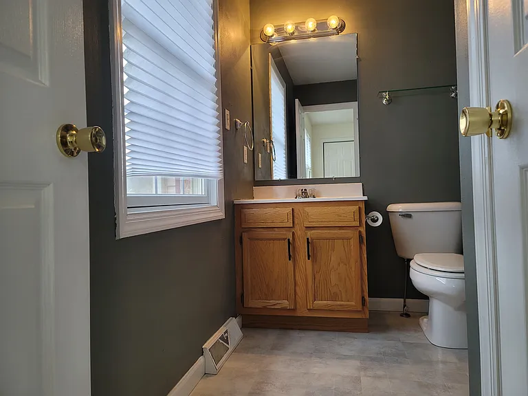 878 Tremont St — Photo 7