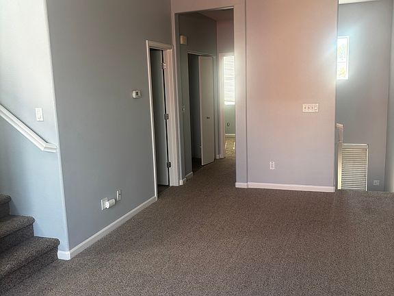 2nd image of 3145 Minturn Way