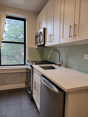 Rented by C Land Realty Co. | media 29