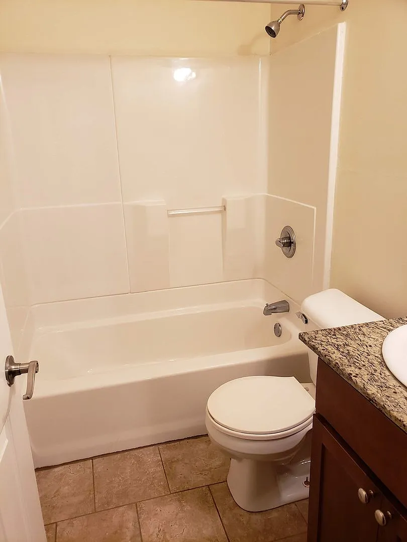 Riverwood 6409 — Photo 2