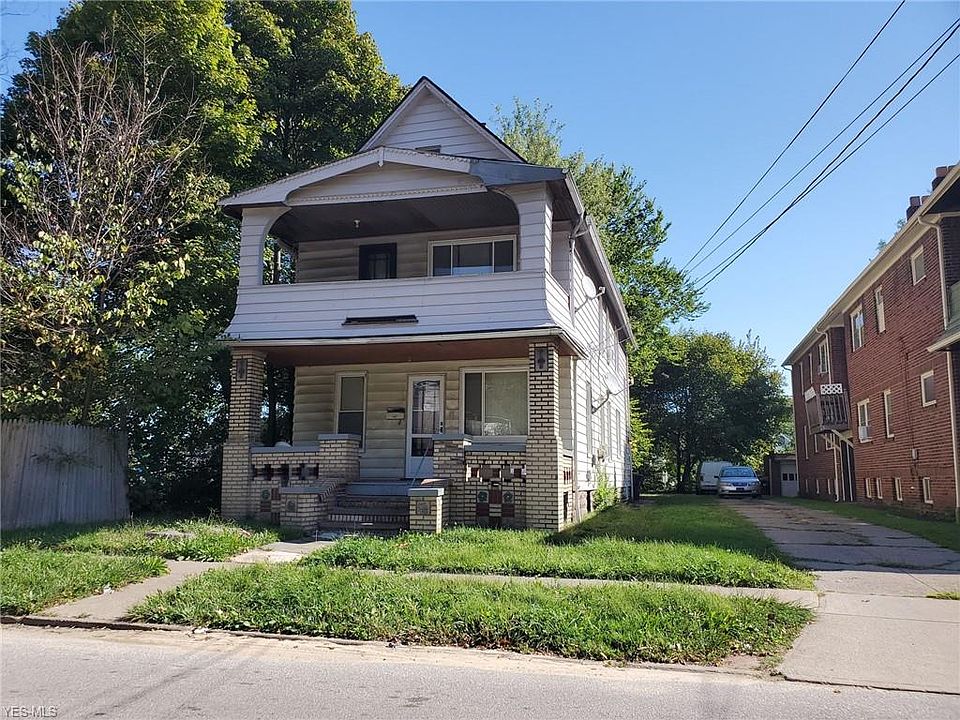 2nd image of 2871 E 111th St