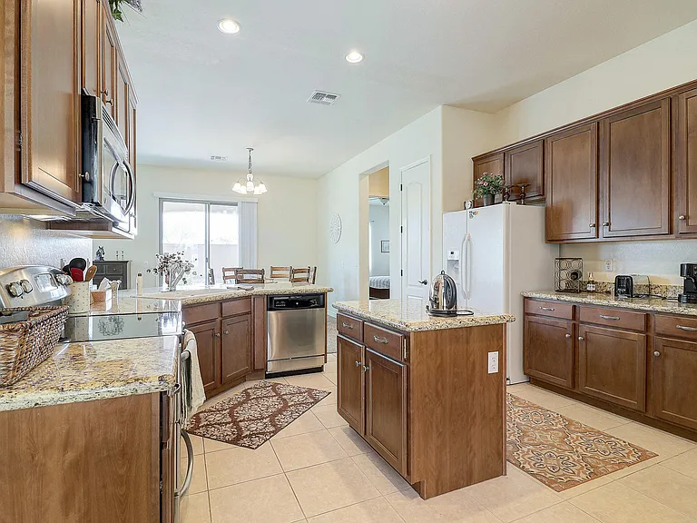 17665 W Agave Rd — Photo 11