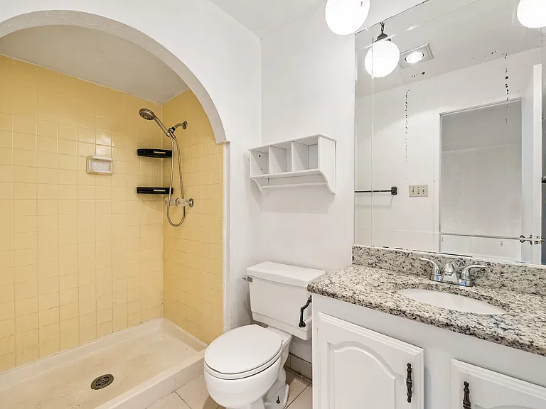 2933 Silverdale Ln — Photo 14