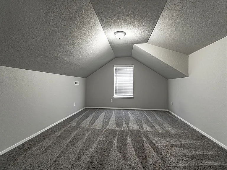 6605 SW Warrington Rd — Photo 9