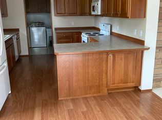 10404 SE 166th St, Renton, WA 98055