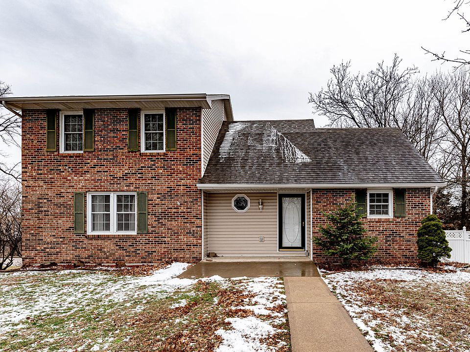 1st image of 1828 Rolling Hills Dr