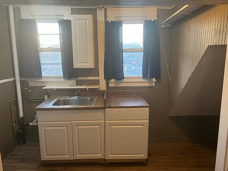 146 Pine St #3E — Photo 1
