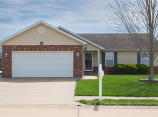 1012 Cottonwood Ln, Waterloo, IL