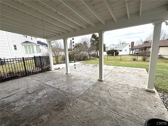 5th image of 2 Bermuda Rd